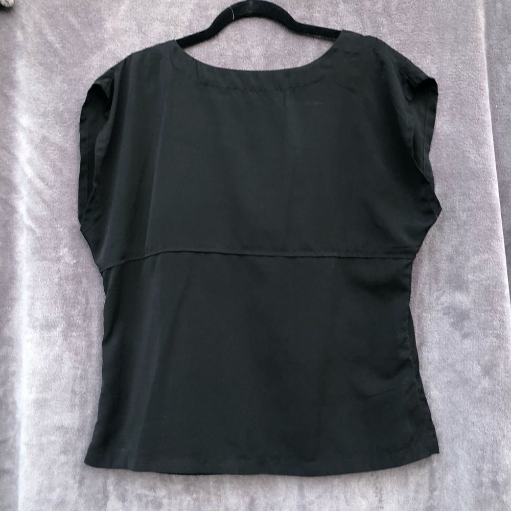Black top from Old Navy, sz Med